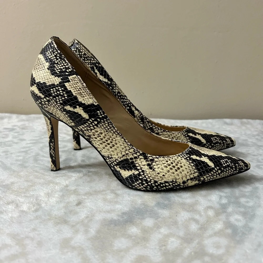 Sam Edelman Black And Cream Snakeskin Heels